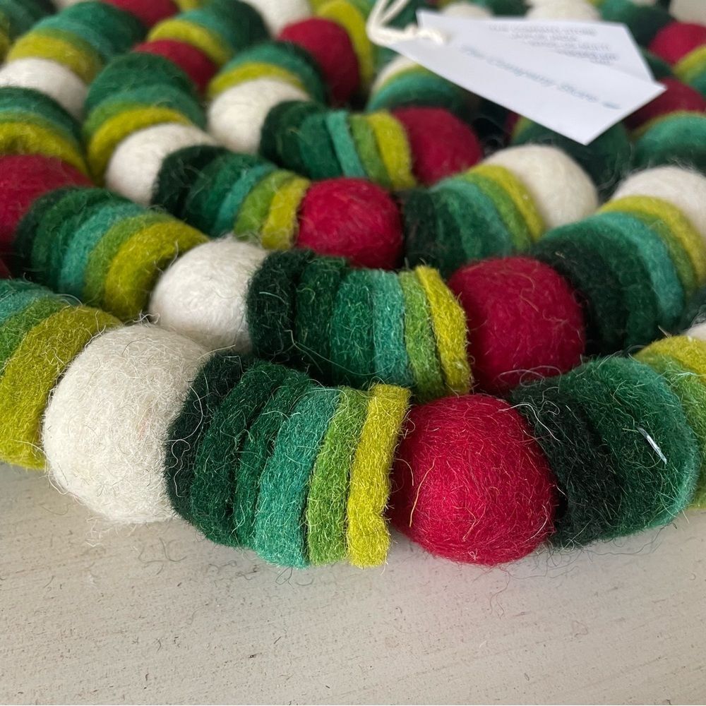 The Company Store NWT Christmas Holiday Wool Garland - Picture 5 of 5